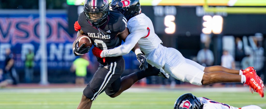 Pearland Oilers Win PearBowl Against Dawson Eagles